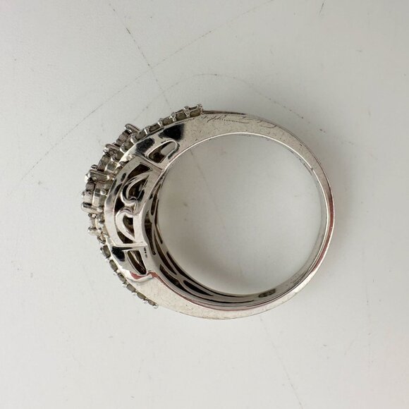 Elegant 1/2 Ct Natural Diamond Illusion Setting Cluster Ring Size 7 - Picture 9 of 16